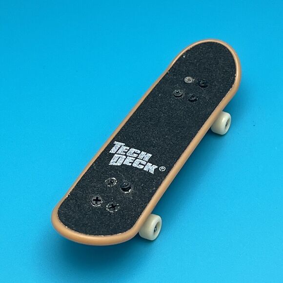 Tech Deck BIRDHOUSE Tony Hawk Bird Serpent Fingerboard Skateboard - Picture 5 of 6